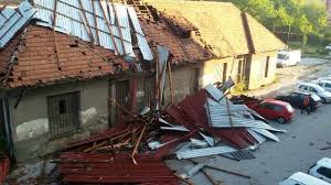 doc.dr. Hrvačić Esad, Šta je to polisa osiguranja?