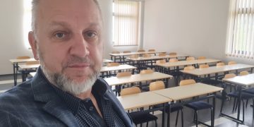Doc.dr.Esad Hrvačić, Tužba u parničnom postupku